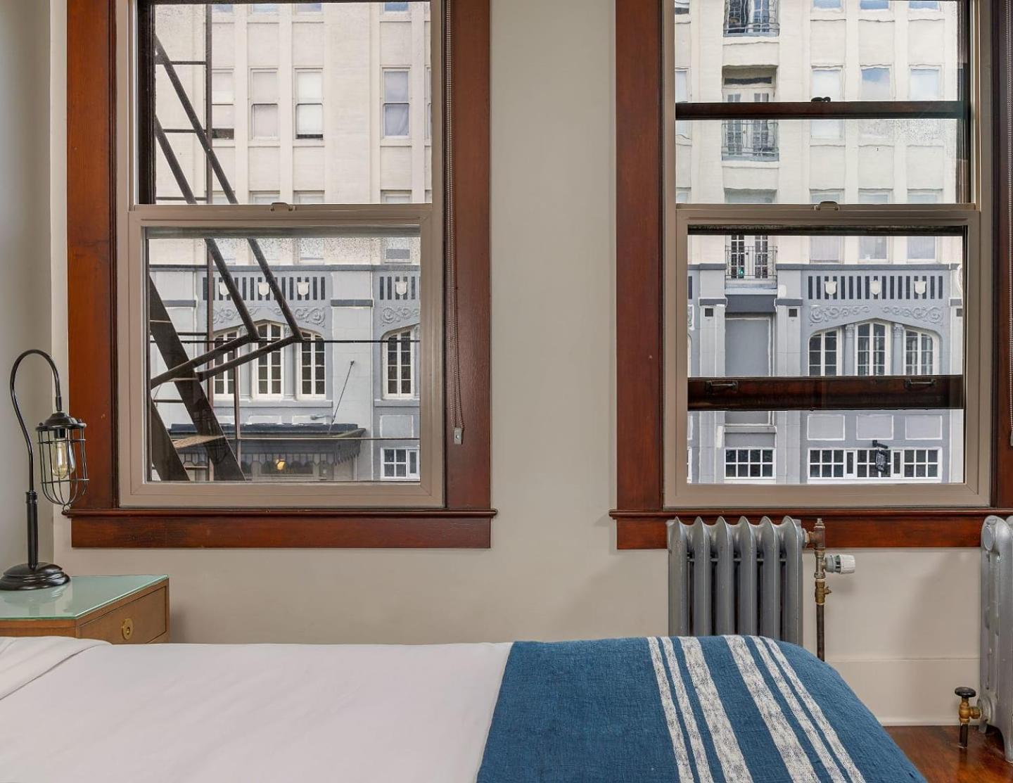 Commodore Hotel 아스토리아 외부 사진